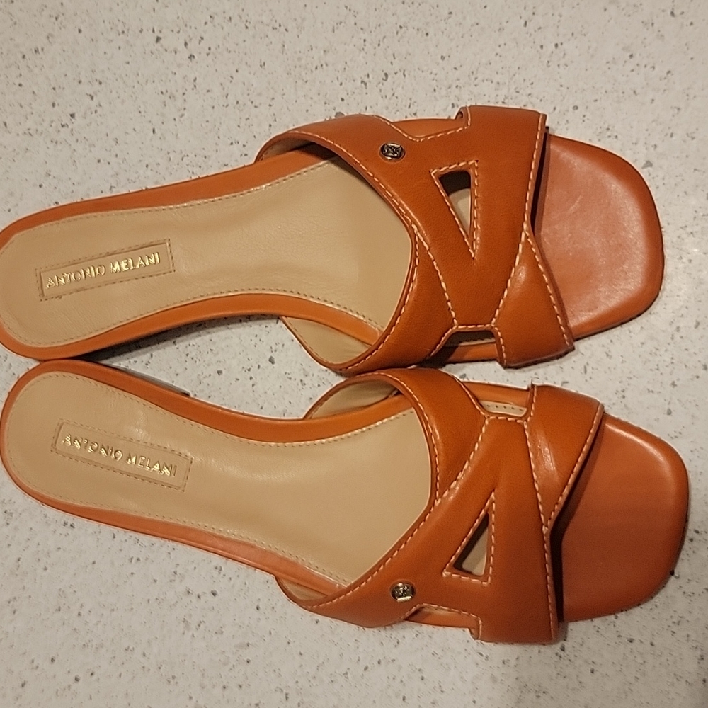 Slip ons